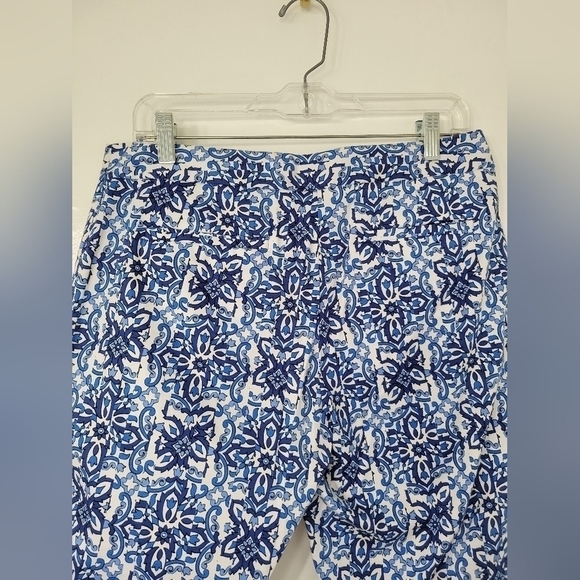 Milly for Designnation Blue Floral Geometric Paisley Design Cropped Pant Size 8 - Picture 4 of 11